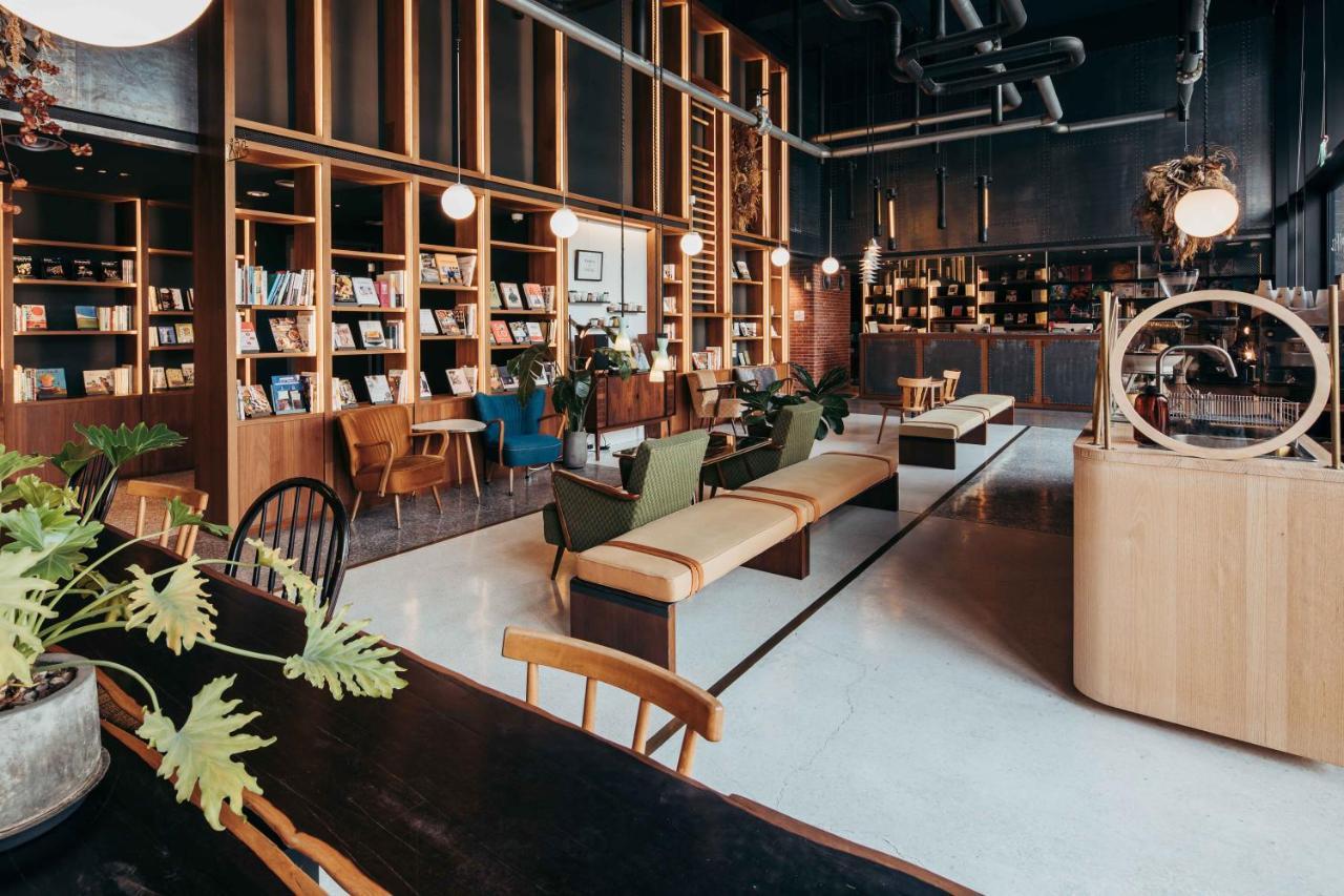 U.I.J Hotel & Hostel Tainan Zewnętrze zdjęcie