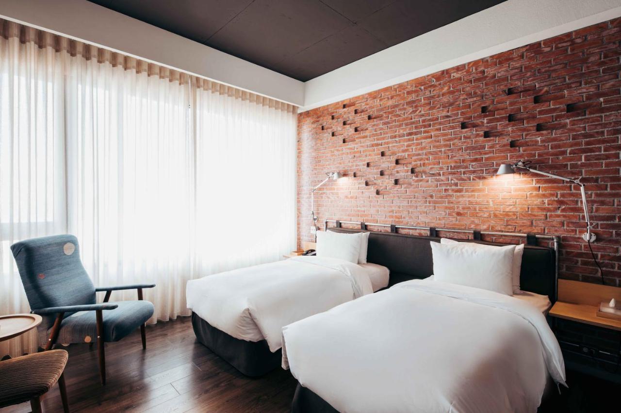 U.I.J Hotel & Hostel Tainan Zewnętrze zdjęcie