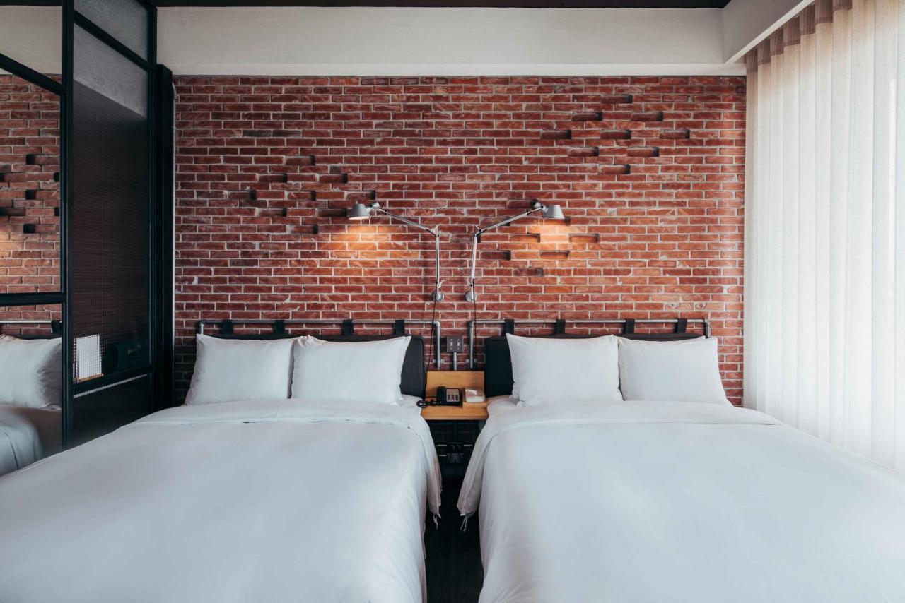 U.I.J Hotel & Hostel Tainan Zewnętrze zdjęcie