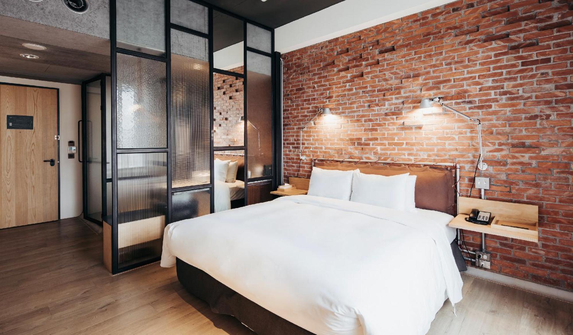 U.I.J Hotel & Hostel Tainan Zewnętrze zdjęcie